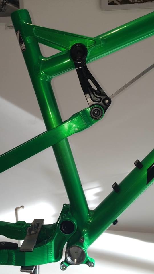 Nicolai Helius AC frame